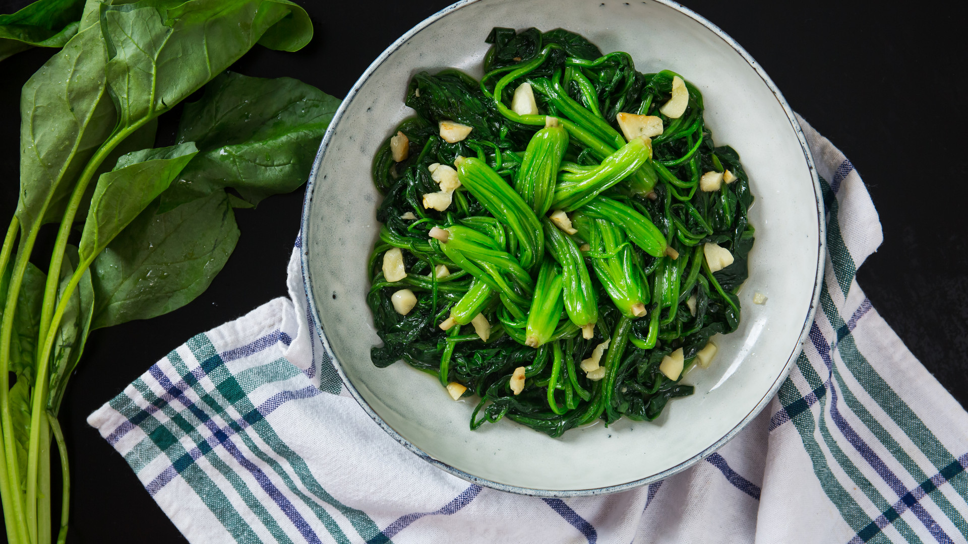 1619141796310695.jpg 攝圖網_500909681_banner_大暑 菠菜(企業商用).jpg